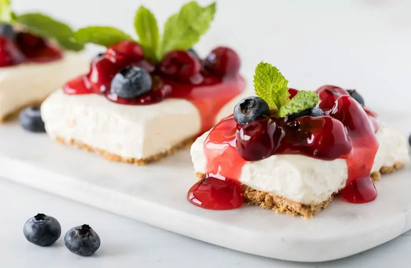 A fast and simple no-bake fruit cheesecake recipe